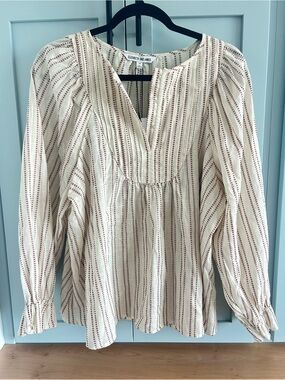 Elizabeth and James Cream Striped Peasant Blouse Medium NWT